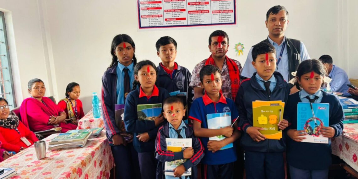 जन्म दिनमा फजुल खर्च होइन, समाजसेवा : युवा व्यवसायी गणेश भट्टराईद्वारा विद्यालय र स्वास्थ्य संस्थालाई सहयोग