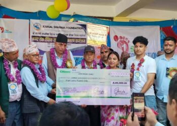 कमल शर्मा फाउन्डेसनद्वारा सरस्वती माविलाई ८ लाख सहयोग, २३५ विद्यार्थीलाई शैक्षिक सामग्री वितरण